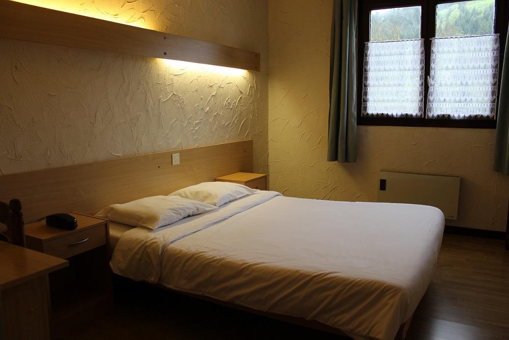ונטרון Hotel Les Bruyeres מראה חיצוני תמונה