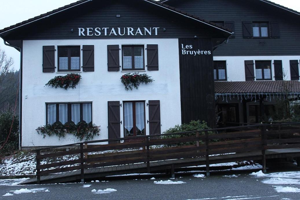 ונטרון Hotel Les Bruyeres מראה חיצוני תמונה